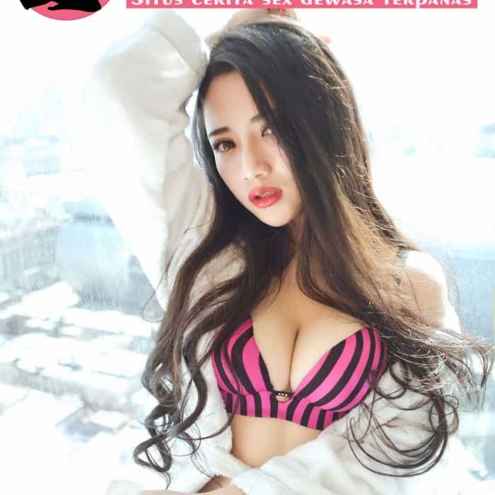 Keperawanan Atasan ku yang semlohe dan Perempuan simpanan ku yang bohai